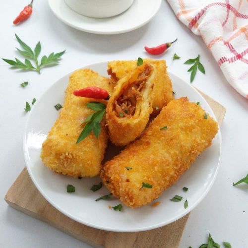 Risoles Ayam Mercon